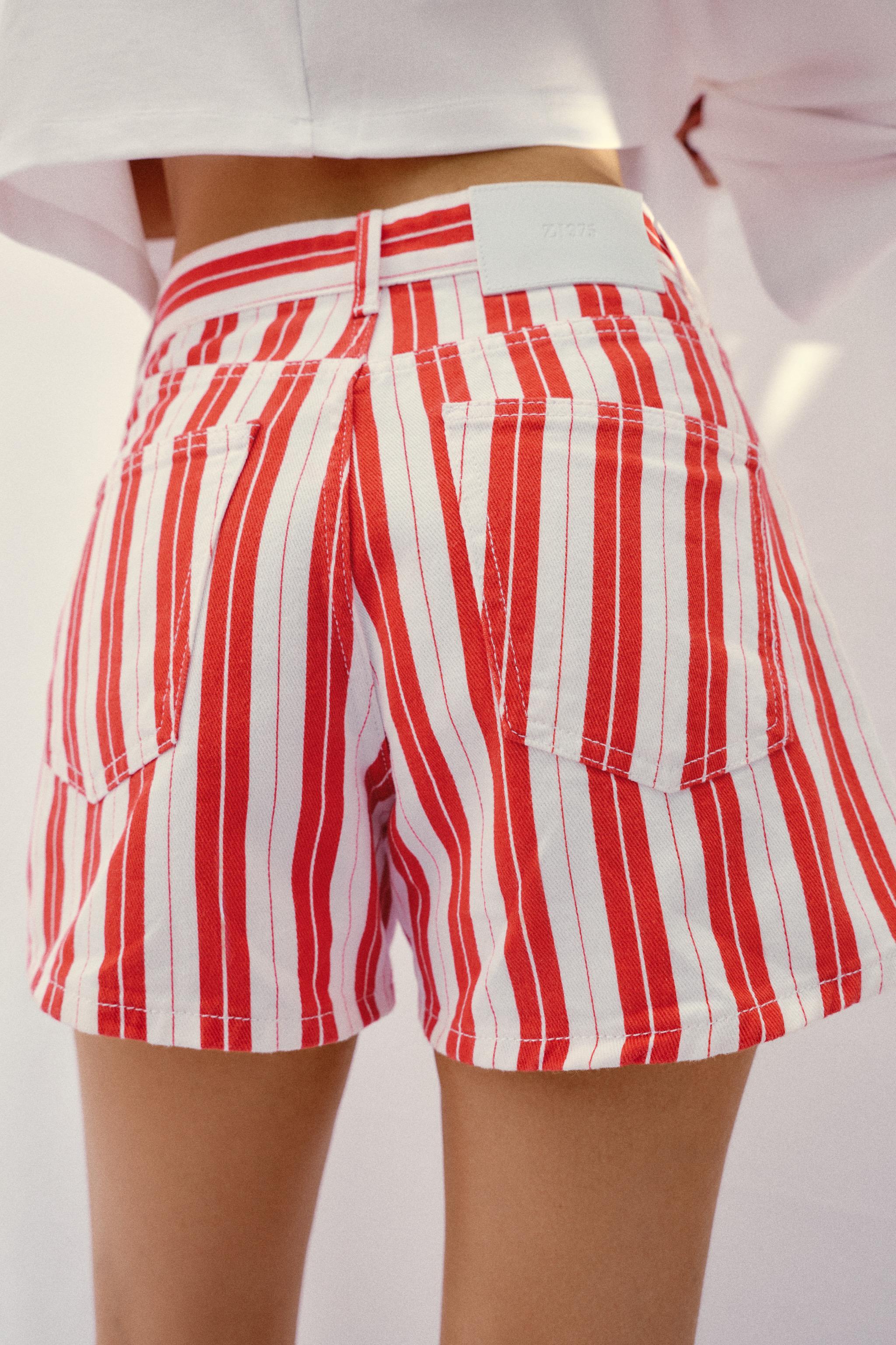 SHORT MOM FIT RAYURES